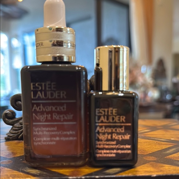 Estee Lauder Advanced Night Repair Serum 1 Oz & 0.5 Oz - Picture 1 of 2